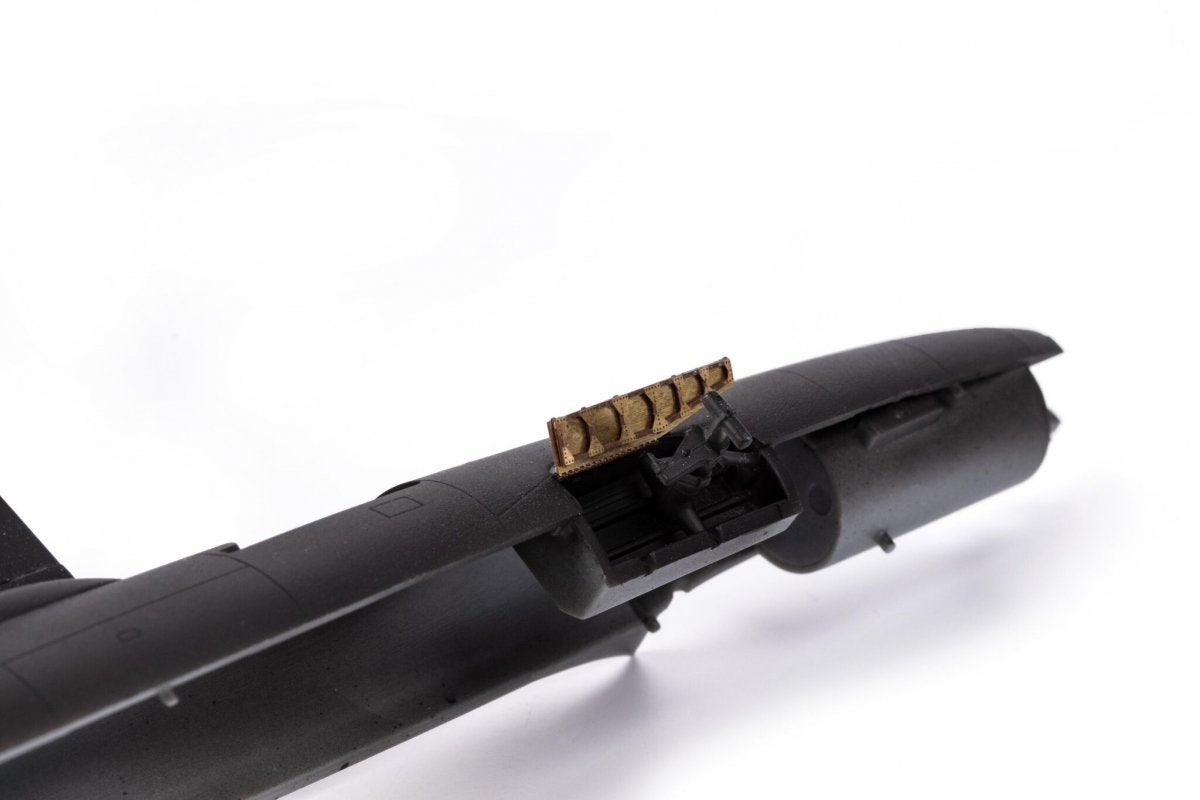 Ceintures de sécurité Eduard FE1256 Z-526 en acier EDUARD 1/48 – image 2