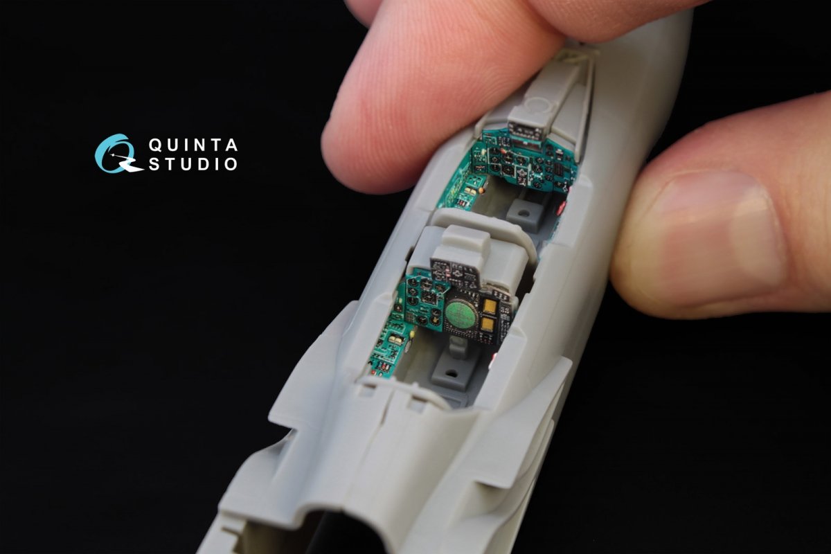 Quinta Studio QD72015 MiG-31DZ 3D-Printed &amp;amp; coloured Interior on decal paper (for Trumpeter kit) 1/72 – imagen 6