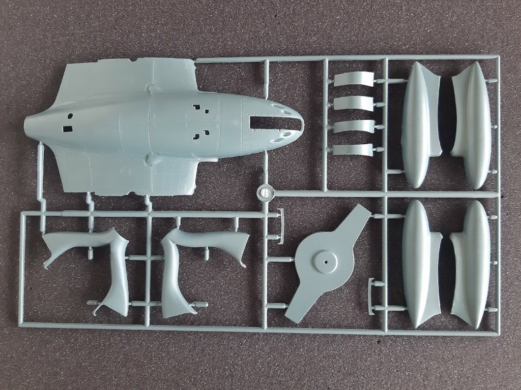 Infinity Models INF3203 DH-100 VAMPIRE F MK.3 1/32 – zdjęcie 9
