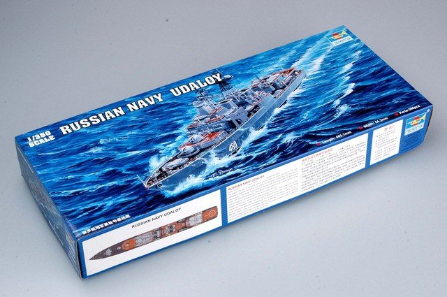 Trumpeter 04517 DESTROYER DE CLASSE UDALOY DE LA MARINE RUSSE SEVEROMORSK (1/350)  – image 2