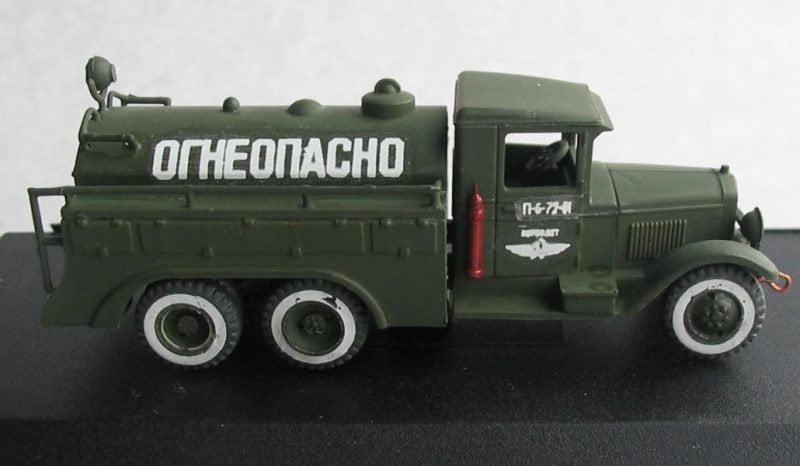PST 72021 Fuel Truck BZ-35 1/72 – imagen 10