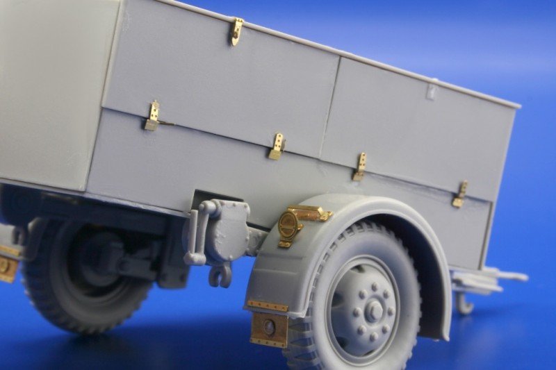 Eduard 36104 Sd. Kfz.7/2 (early) Flak 37 37mm 1/35 Trumpeter – imagen 16
