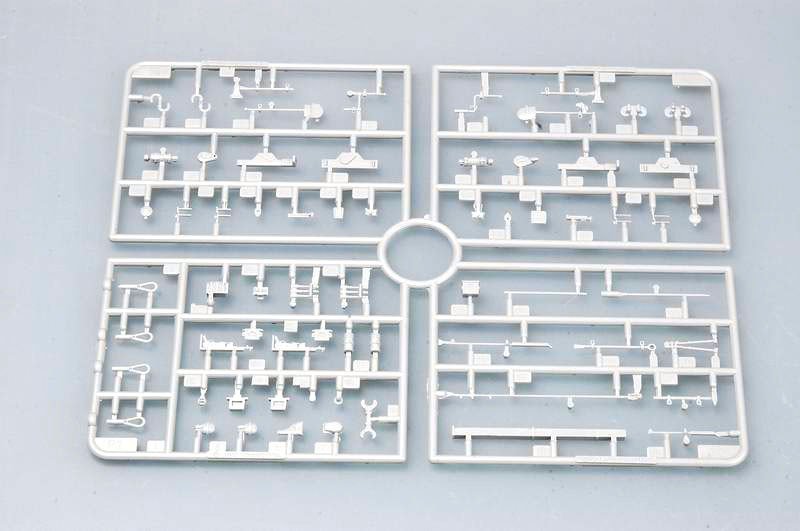 Trumpeter 00385 German Entwicklungsfahrzeug E 10 Hetzer 1/35 – imagen 11