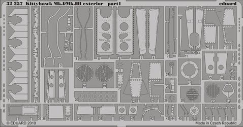 Eduard 32257 Kittyhawk Mk.I/Mk.III exterior HASEGAWA 1/32 – imagen 3