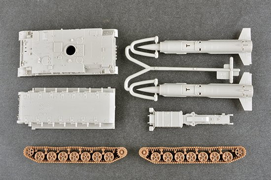 Trumpeter 07178 Soviet 2K11A TEL w/9M8M Missile Krug-a SA-4 Ganef 1/72 – zdjęcie 6