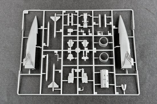 Trumpeter 01681 Russian MiG-31M Foxhound 1/72 – image 11