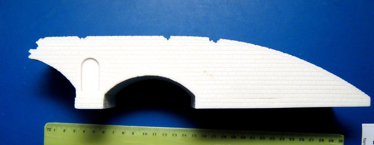 Airfix 75012 Narrow Road Bridge - Broken Span 1/72 – immagine 3