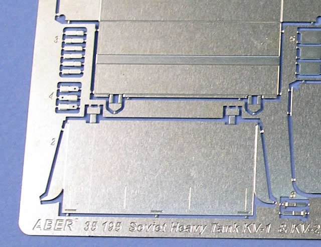 Aber 35195 Char lourd russe KV-1, KV-2 - vol. 5 - ensemble supplémentaire - boîtes à outils type tardif pour ailes anciennes (1/35) – image 2