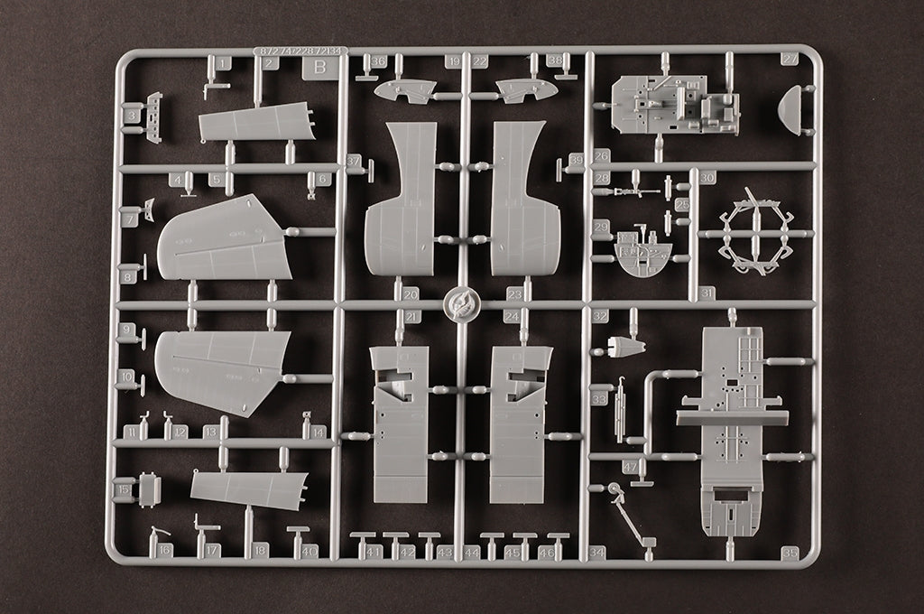 Hobby Boss 87274 TBM-3 Avenger 1/72 – imagen 20
