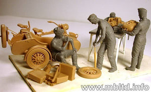 Master Box 3560 Équipe de réparation de motos allemandes (1/35) – image 9
