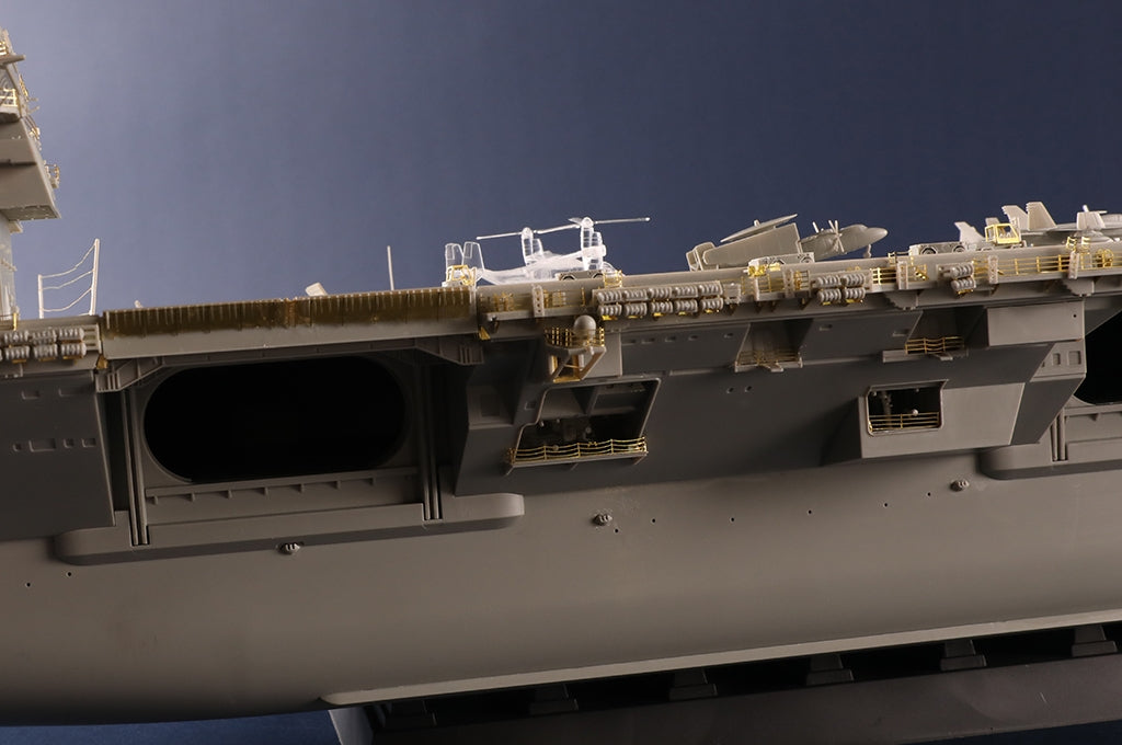 Trumpeter 05638 USS Gerald R.Ford CVN-78 1/350 – image 22