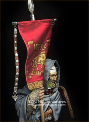 Jeunes Miniatures YH1863 Vexillarius Romain 1/10 – image 4