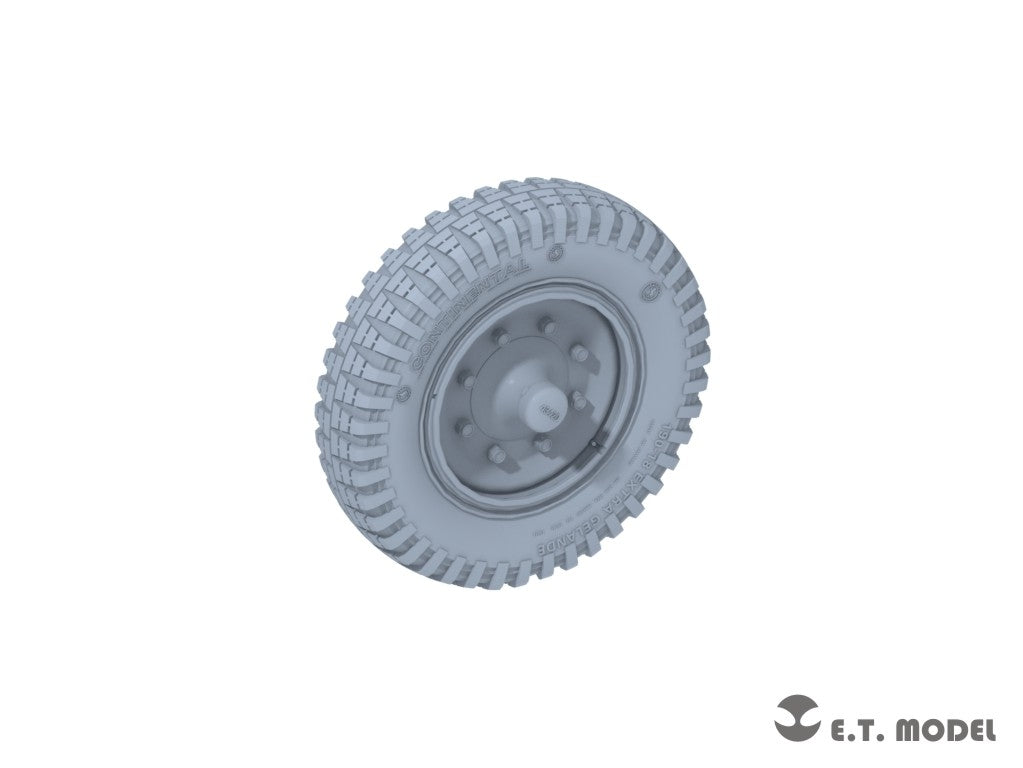 E.T. Model P35-130 WWII German Sd.kfz.251/Sd.kfz.11 Sagged Front Wheels 1/35 – imagen 2