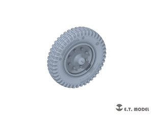 E.T. Model P35-130 WWII German Sd.kfz.251/Sd.kfz.11 Sagged Front Wheels 1/35 – imagen 2