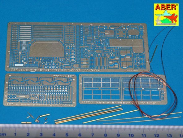Aber 35235 Soviet heavy self-propelled gun JSU-152 - vol.1 - basic set 1/35 – immagine 2