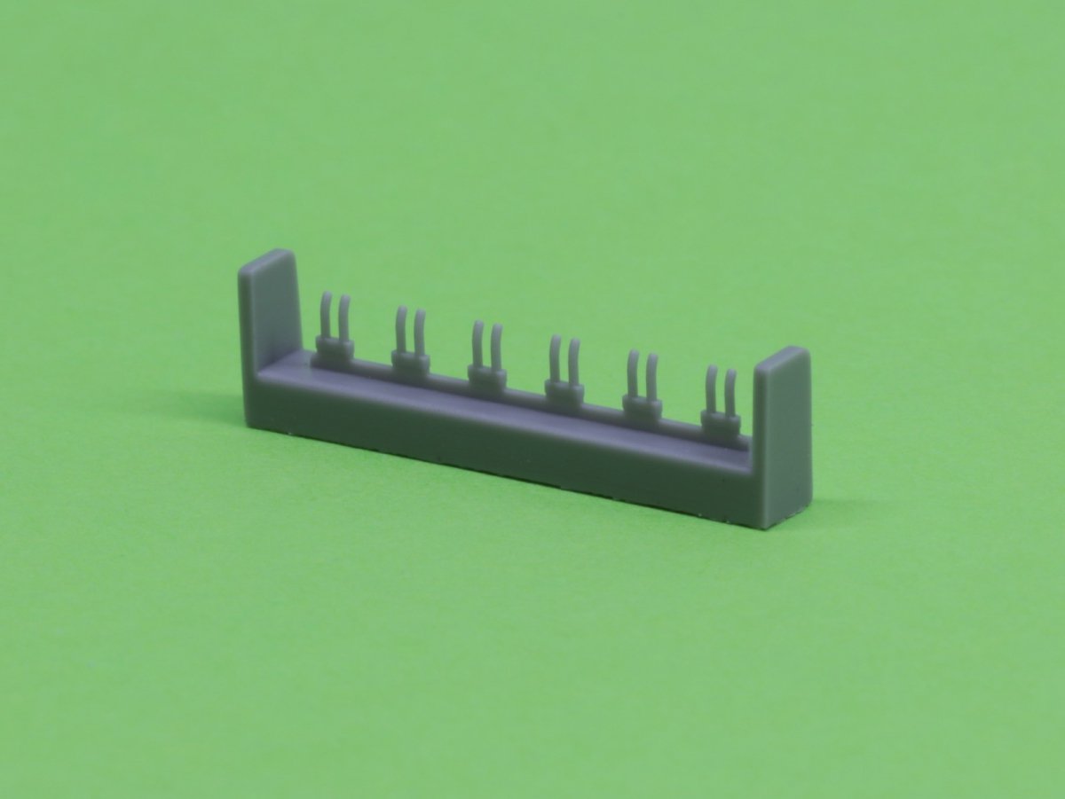 Master SM-350-093 USN 40 mm/56 Bofors quadruple mount ver.1 / with Mk-51 director - (resin, PE and turned parts) - (6pcs) 1/350 – immagine 4