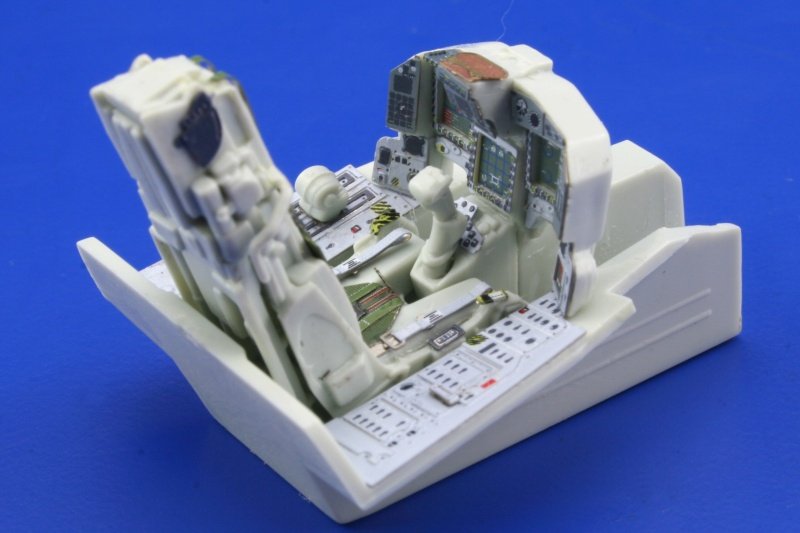 Eduard 49367 EF-2000 Typhoon Single Seater 1/48 Revell – Bild 6