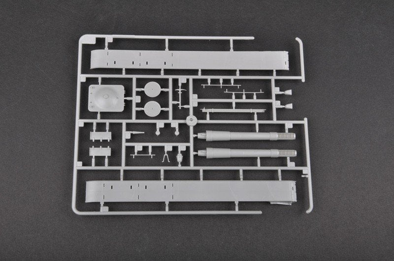 Trumpeter 05568 Soviet SU-152 Late 1/35 – image 6