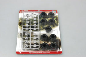 Trumpeter 06608 LAV Series 8x8 Tires (325/85 R16 XML) 1/35 – imagen 3