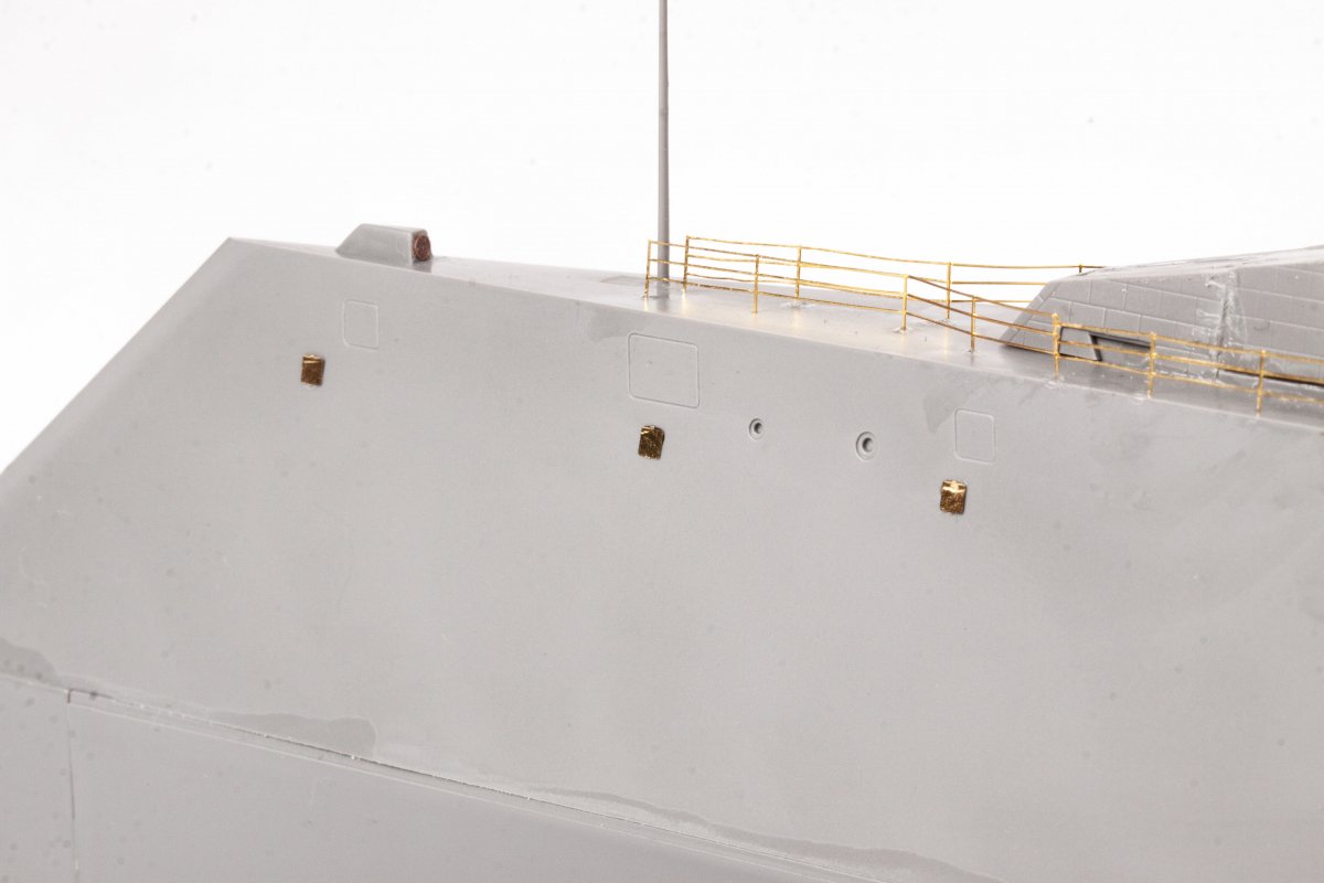 Eduard 53288 USS DDG-1000 Zumwalt SNOWMAN MODELS, TAKOM 1/350 – immagine 2