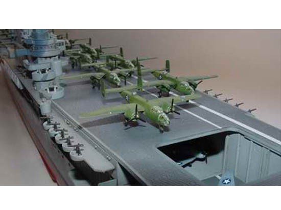 Trumpeter 05601 U.S. Aircraft Carrier CV-8 Hornet 1/350 – imagen 10