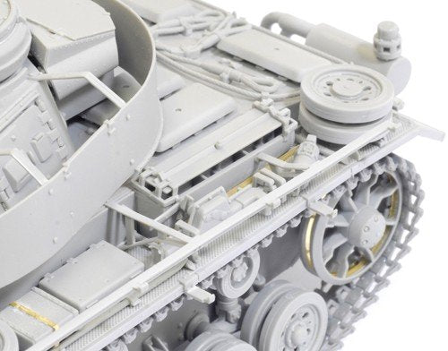 Dragon 6474 Pzkpfw. III Ausf. N w/Schurzen 1/35 – imagen 3