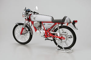 Aoshima 06295 Honda Dream 50 &amp;#39;97 Custom 1/12 – immagine 2