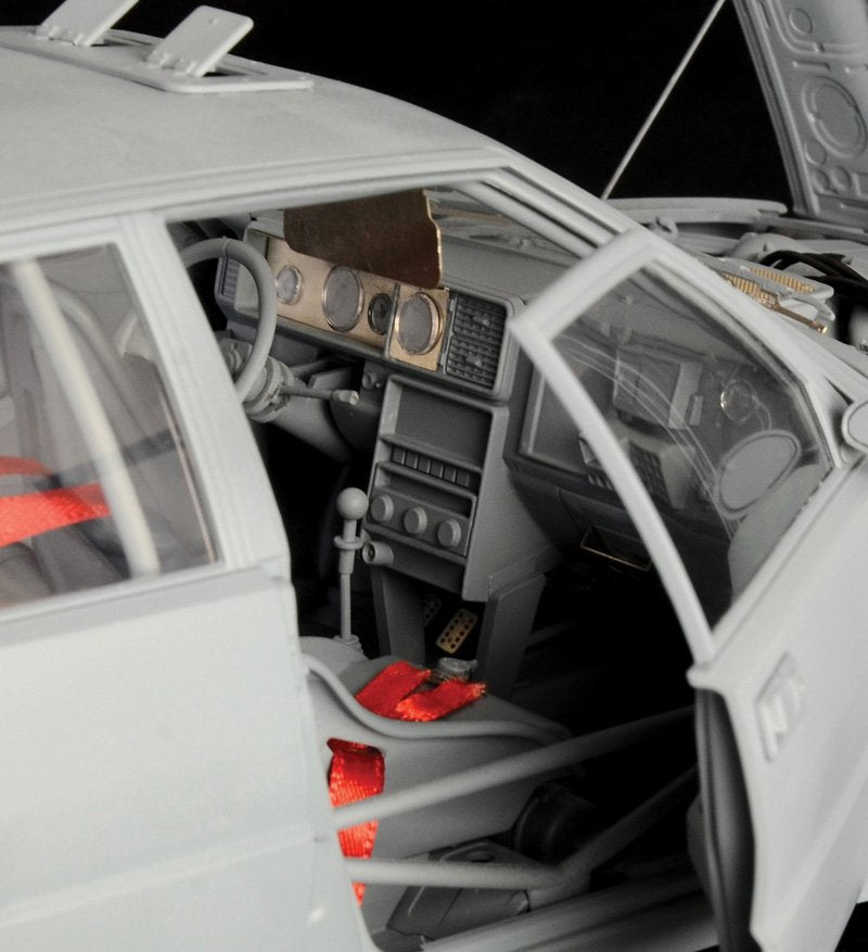Italeri 4709 Lancia Delta HF integrale 16v 1/12 – Bild 9