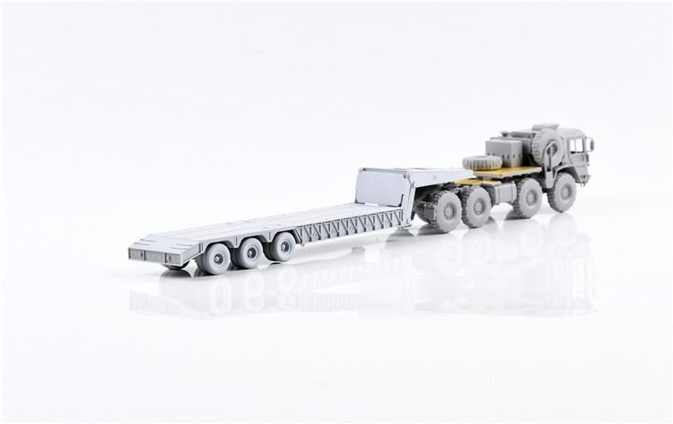Modelcollect UA72341 German MAN KAT1M1014 8*8 HIGH-Mobility off-road truck with M870A1 semi-trailer 1/72 – zdjęcie 6