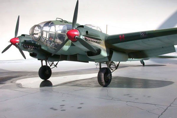 Revell 04696 Heinkel He 111 P (Bataille d&amp;#39;Angleterre) (1/32) – image 9