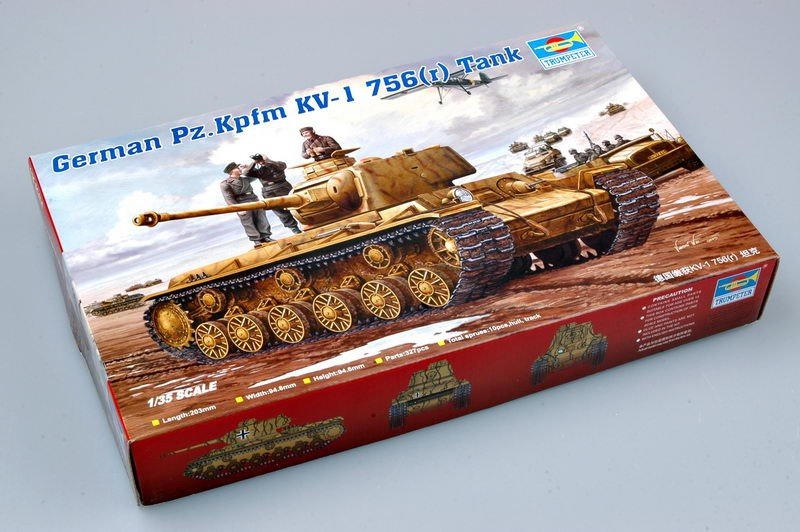 Trumpeter 00366 German Pz.Kpfm KV-1 756(r) Tank 1/35 – Bild 4