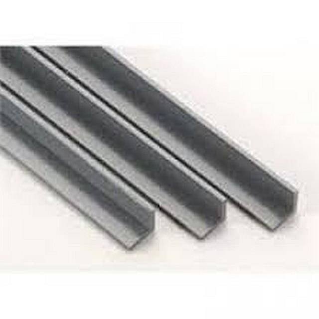 Support en L Plastruct 90004 3,2 x 3,2 mm x 0,8 mm x 375 mm (ABS) / 7 pièces. 