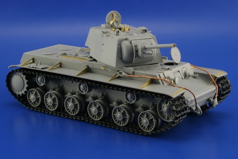 Eduard 35824 KV-1 Model 1942 1/35 Trumpeter – imagen 6