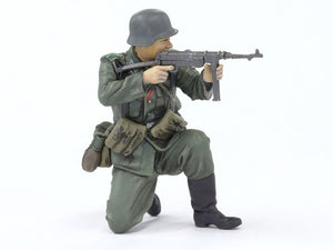 Tamiya 35386 German MG Team Mid-WWII 1/35 – image 5