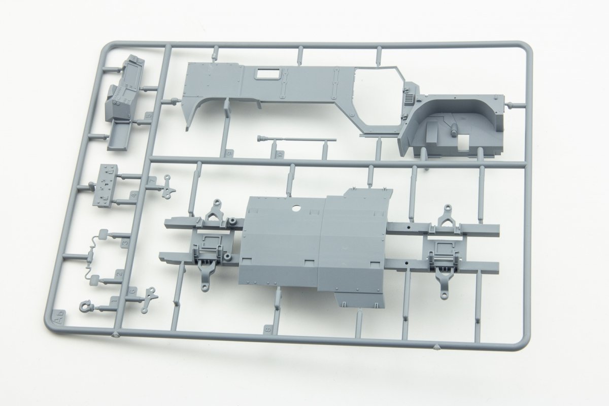 RPG Model 35021 KAMAZ K-4386 Typhoon-VDV Mine-Protected Armoured Vehicle Early Typ 1/35 – imagen 7
