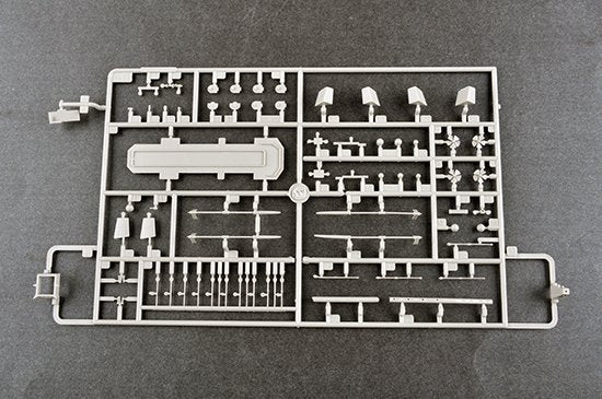 Trumpeter 06725 PLA Navy type 002 Aircraft Carrier 1/700 – imagen 3