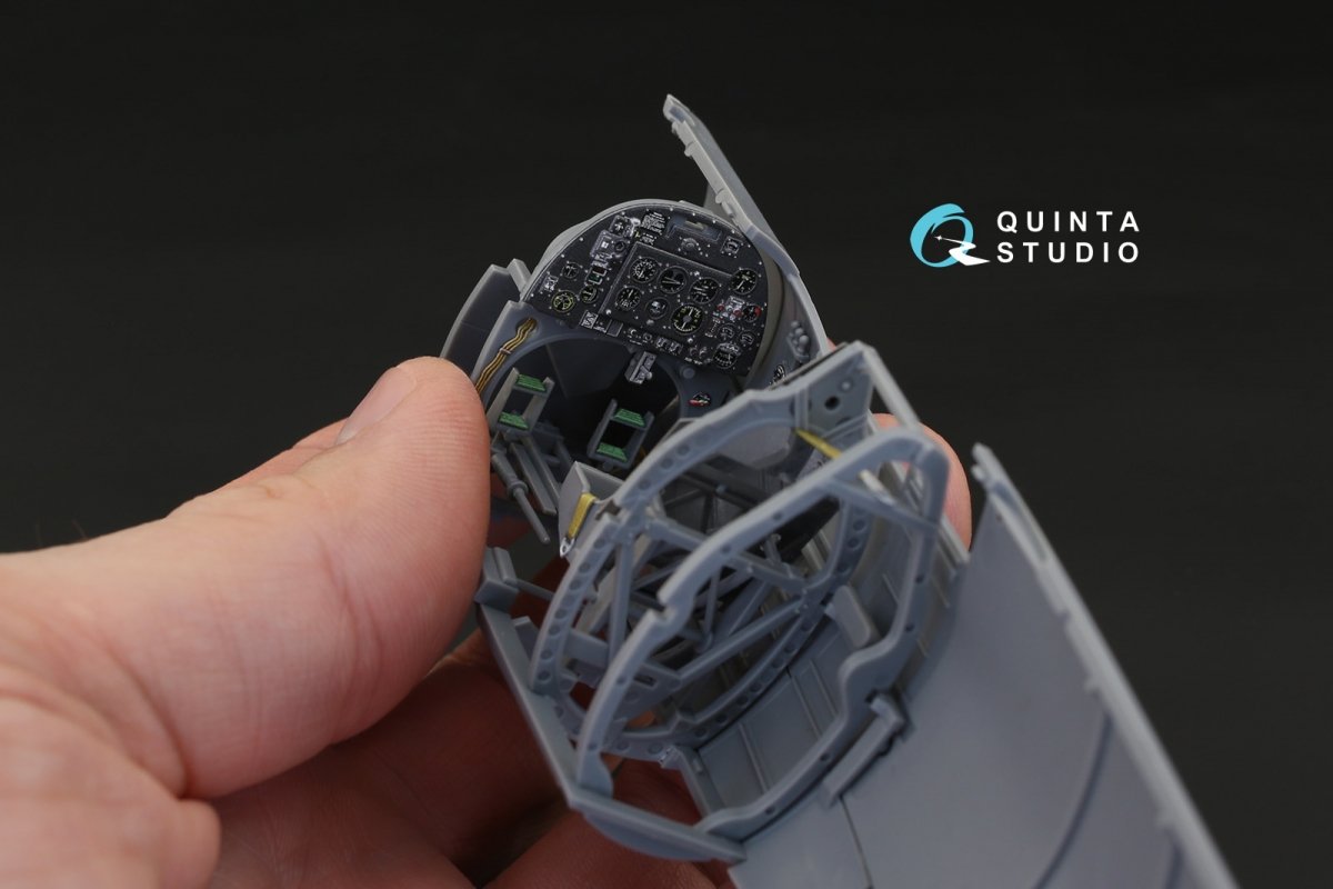 Quinta Studio QD32019 Spitfire Mk.VIII 3D-Printed &amp;amp; coloured Interior on decal paper (for Tamiya kit) 1/32 – immagine 5