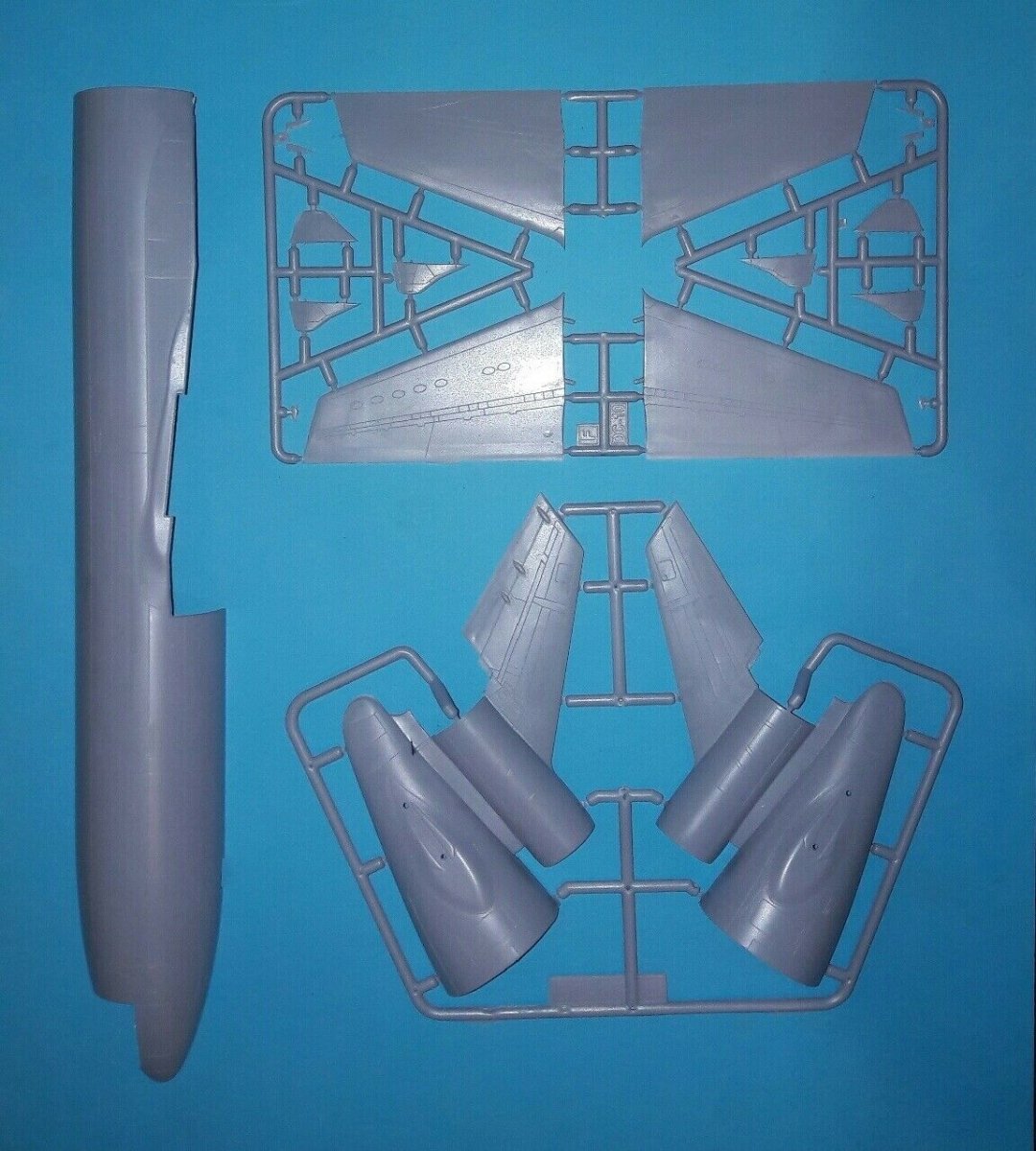 AMP 14405 McDonnell Douglas DC-10 Air Tanker 1/144 – imagen 3