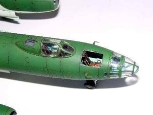 Trumpeter 01604 Ilyushin IL-28 Beagle 1/72 – image 3