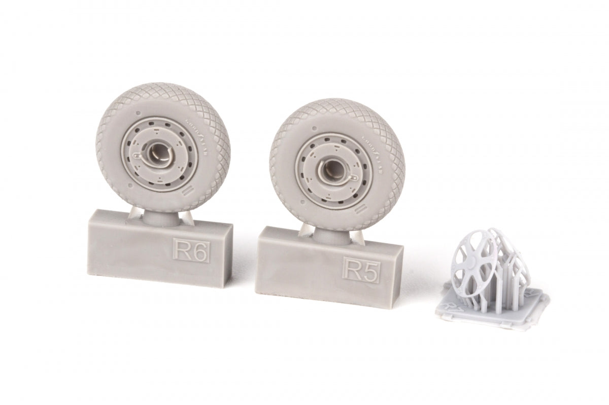 Eduard 6481016 FM-1 wheels TAMIYA 1/48 – immagine 3