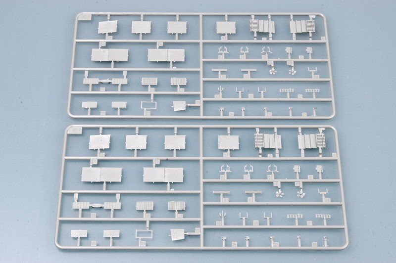 Trumpeter 05714 USS Nimitz CVN-68 1/700 – imagen 6