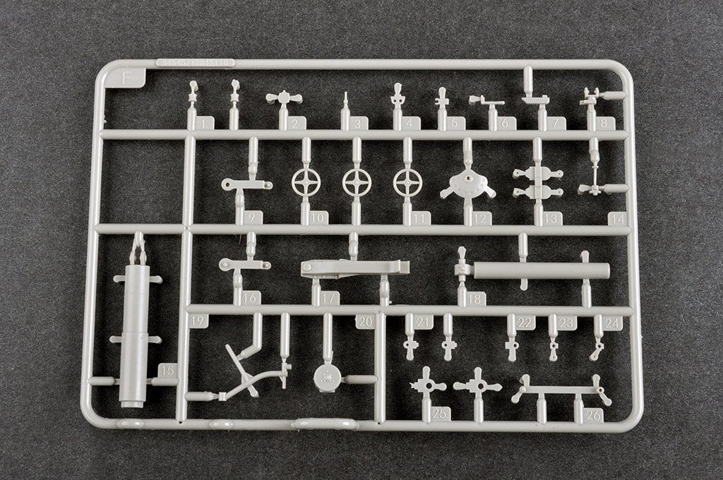 Trumpeter 09585 E-100 Flakpanzer w/12.8cm Flak 40 1/35 – zdjęcie 17
