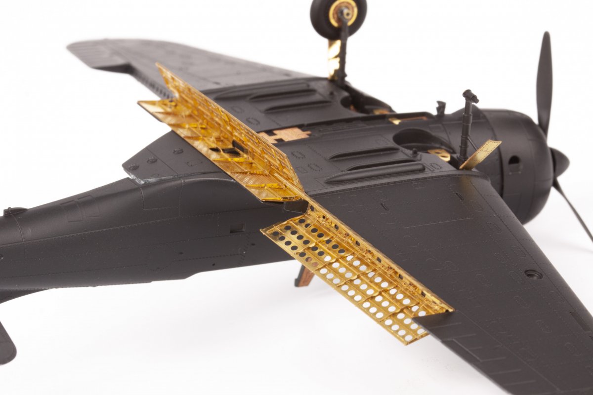 Eduard 72725 SBD-3 air brakes FLYHAWK 1/72 – immagine 4