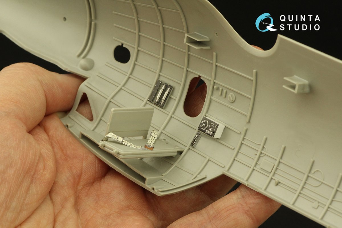 Quinta Studio QD32164 TBF-1C Avenger 3D-Printed &amp;amp; coloured Interior on decal paper (Trumpeter) 1/32 – imagen 9