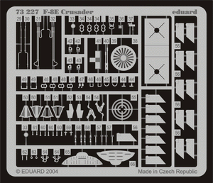 Eduard 73227 F-8E 1/72 ACADEMY MINICRAFT – image 2