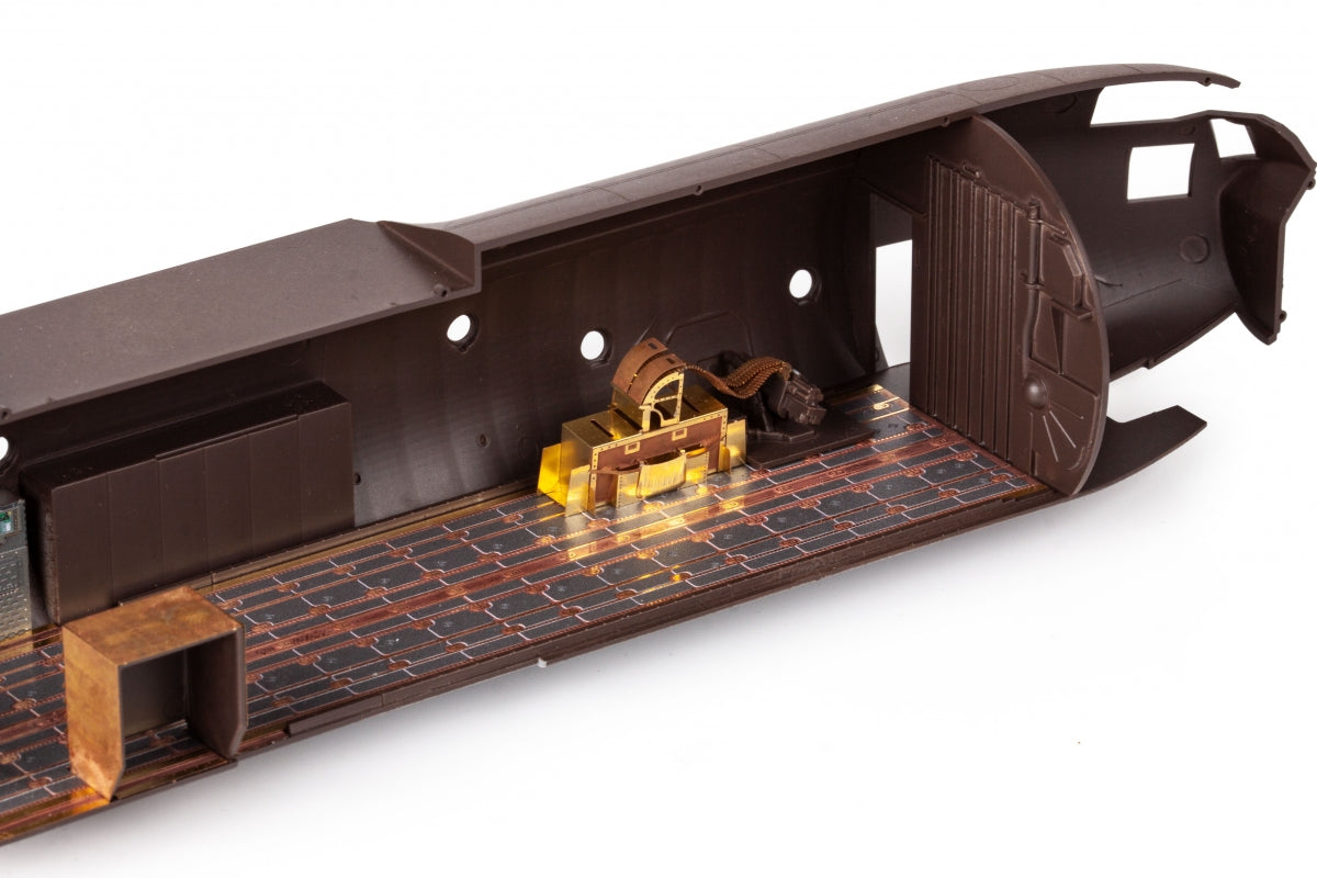 Eduard 73814 AC-130J cargo interior ZVEZDA 1/72 – imagen 3