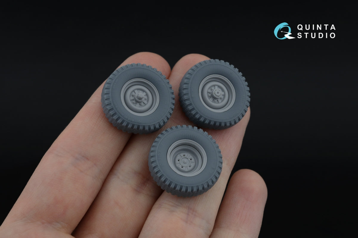 Quinta Studio QT35013 UAZ-469 Family tire set (Zvezda) 1/35 – image 6