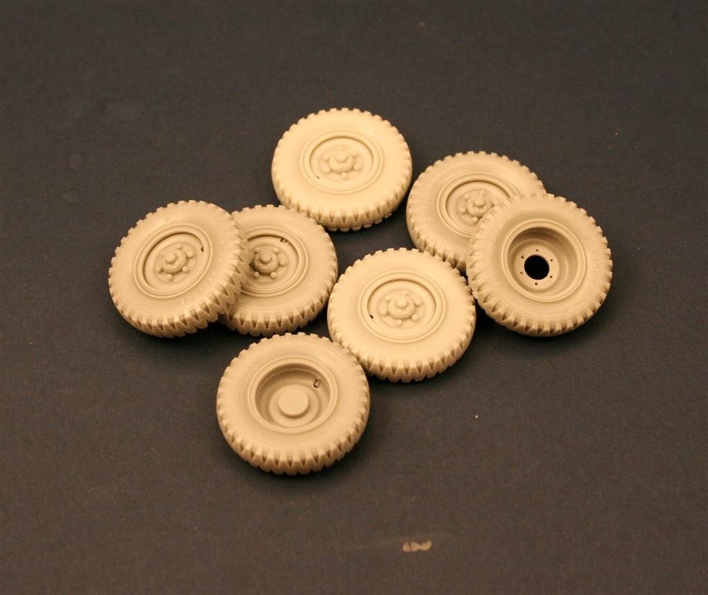 Panzer Art RE35-119 Roues de route pour « Einheistdiesel » (motif gelande) 1/35