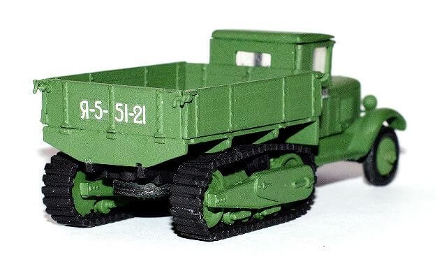 Zebrano 72107 ZIS-22M half-truck 1/72 – imagen 7
