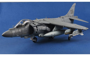 I Love Kit 60027 AV-8B Harrier Readybuilt &amp;amp; Painted 1/18 – imagen 2